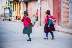 013-Peruvian lady cross the street